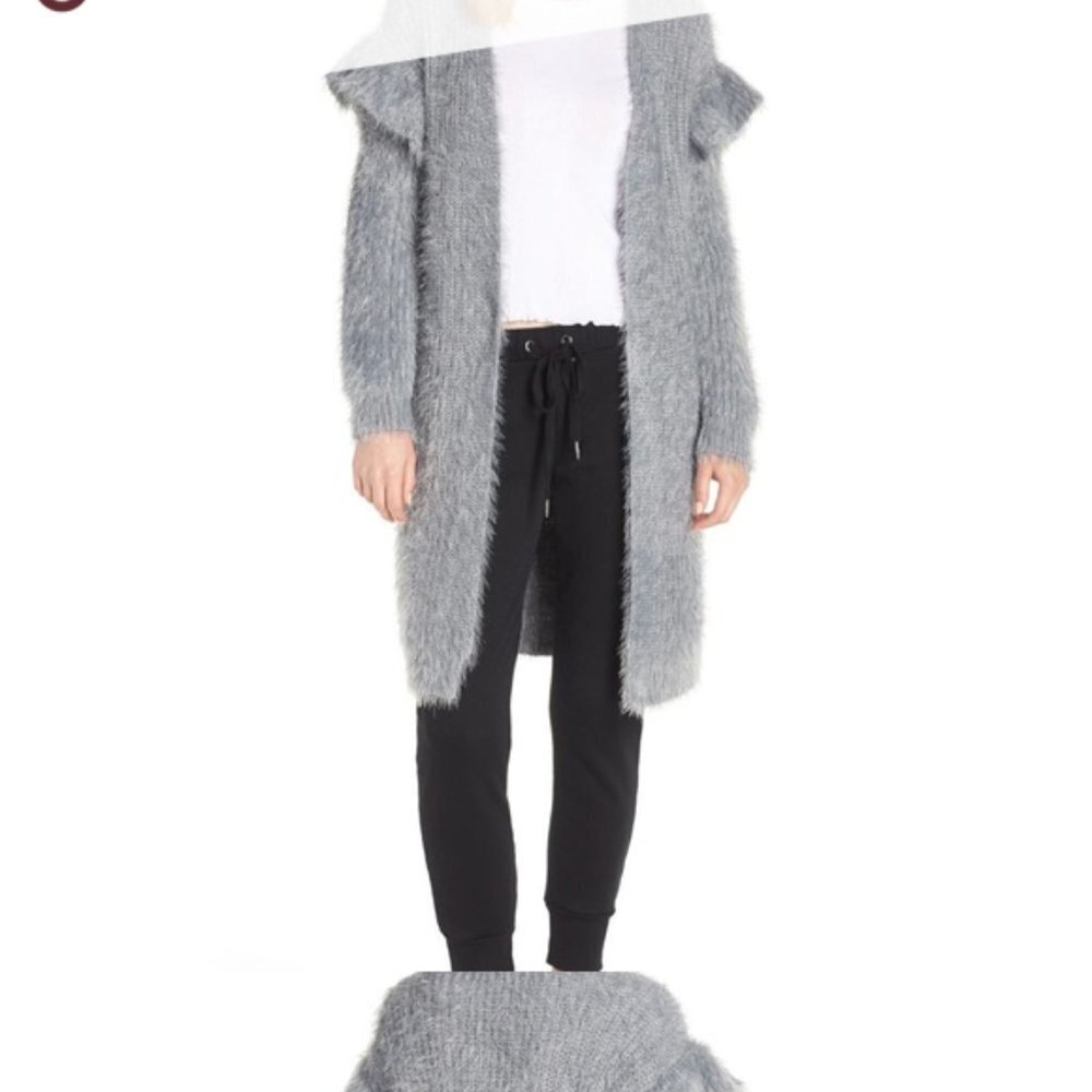 #16❤️ NWOT Make + Model Winter Wish Cardigan